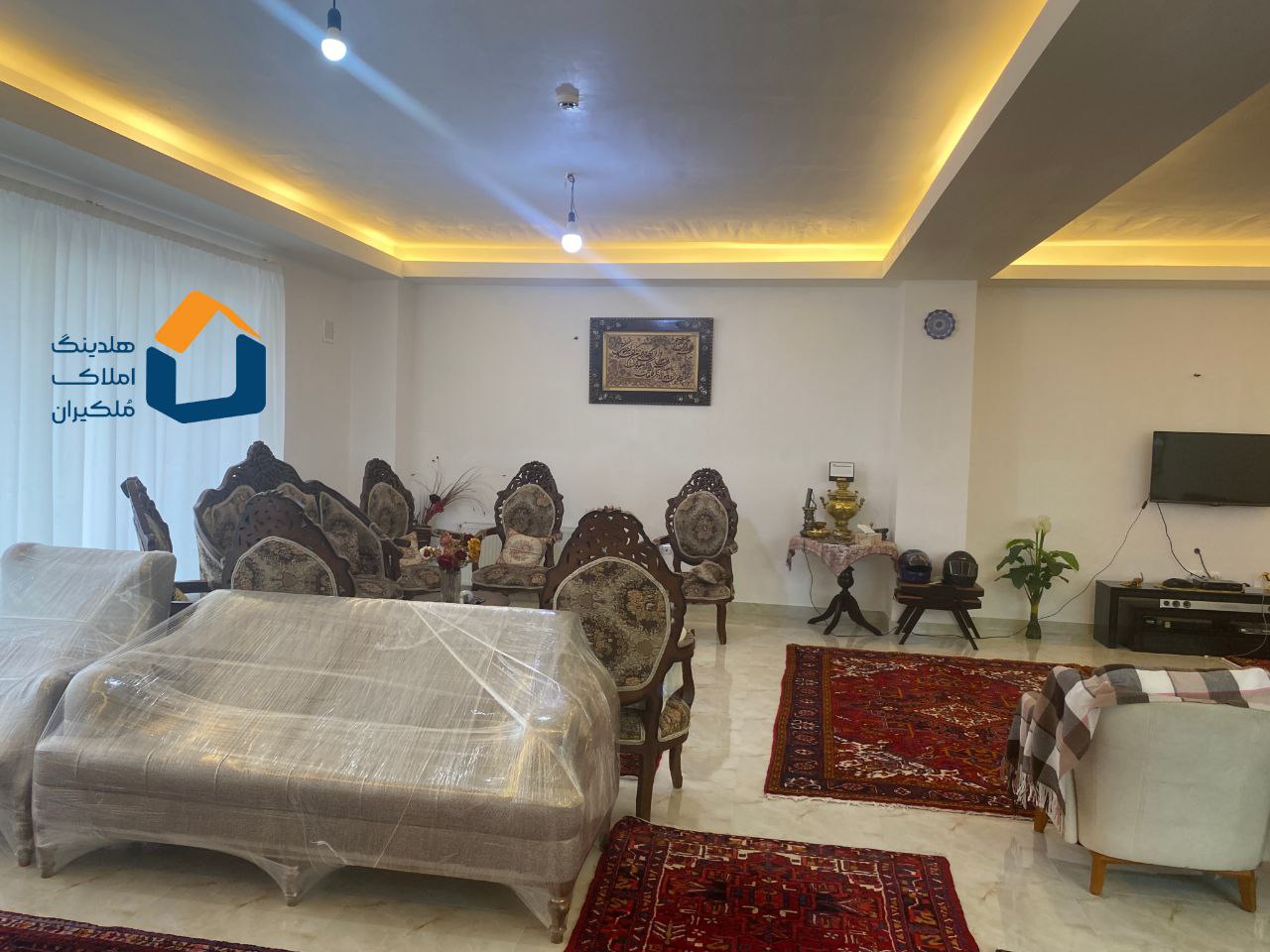 حیاط ویلایی