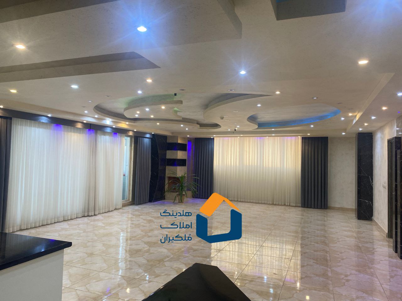 فروش فوری آپارتمان فاز۲ پرند