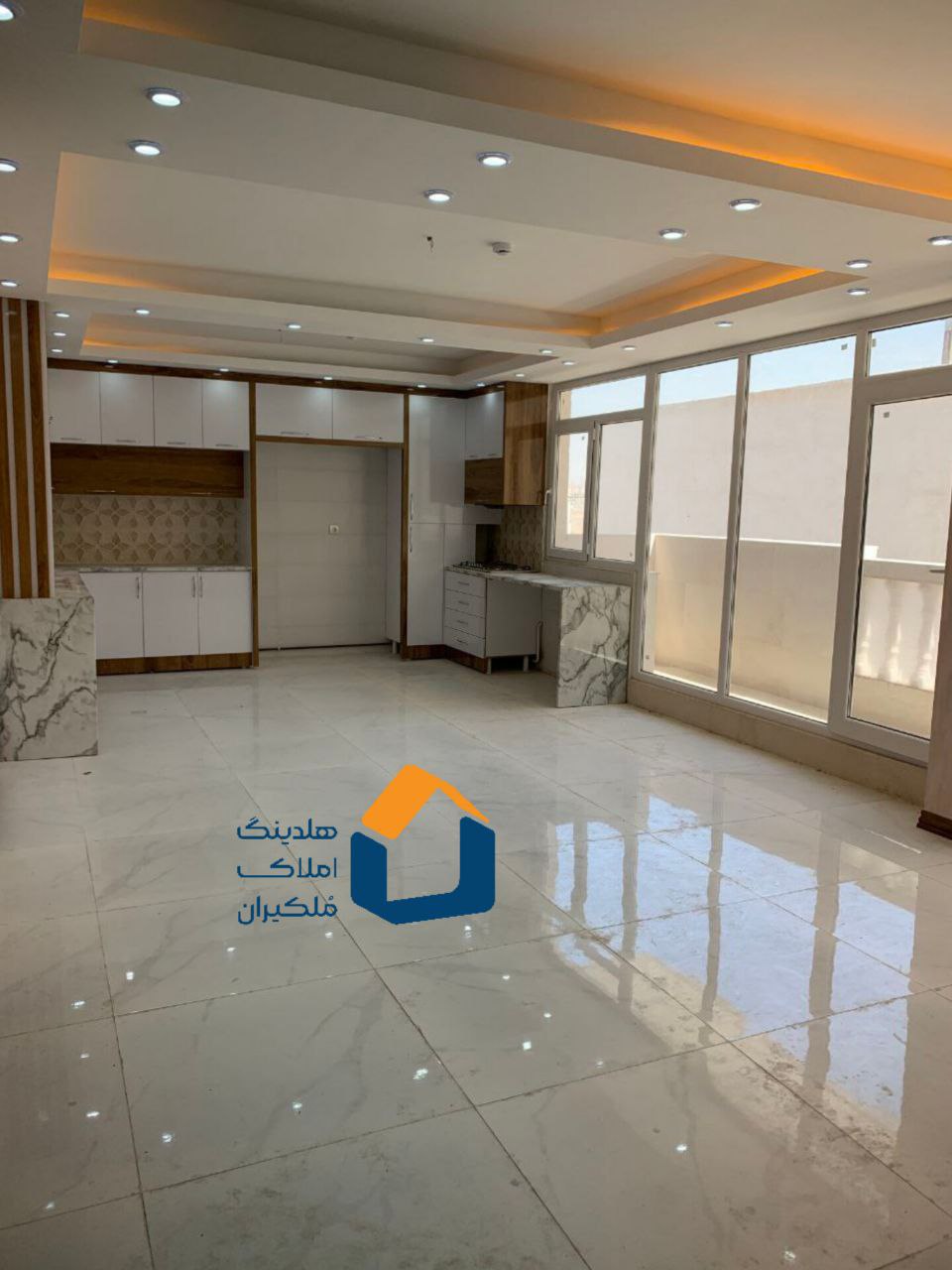 حیاط دوبلکس در هشتگرد
