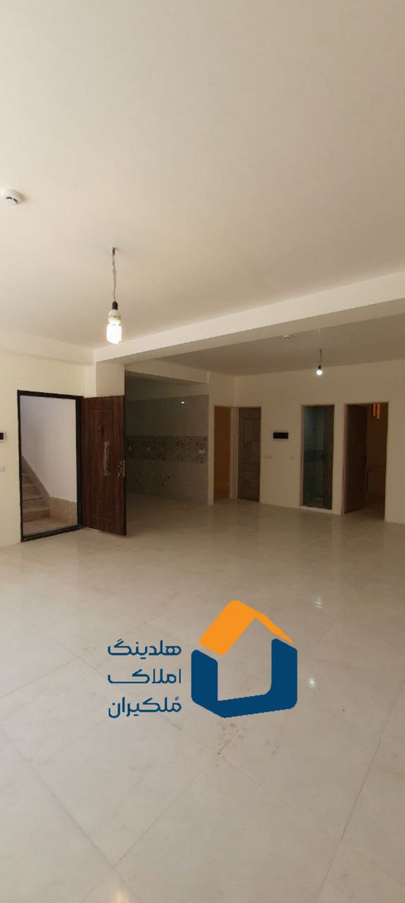 حیاط ویلایی در فاز۲